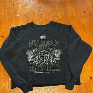 Cute crop sweatshirt!